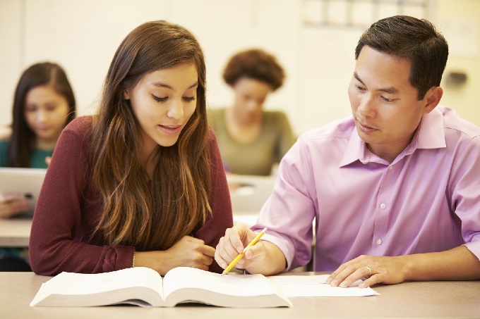 Tutor in Oakland, CA with a high school girl